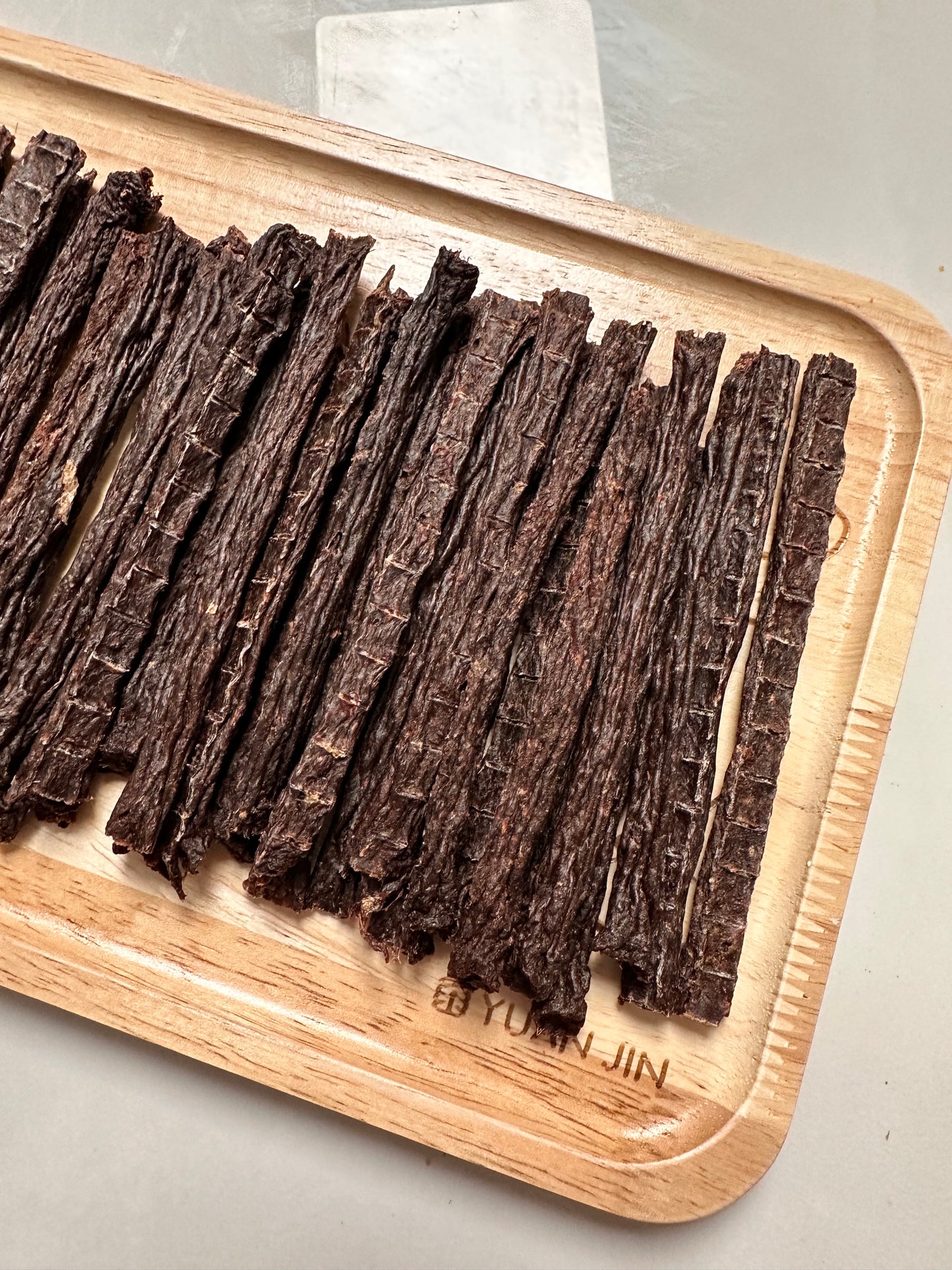 Duck and vegetable sticks 鸭肉果蔬棒