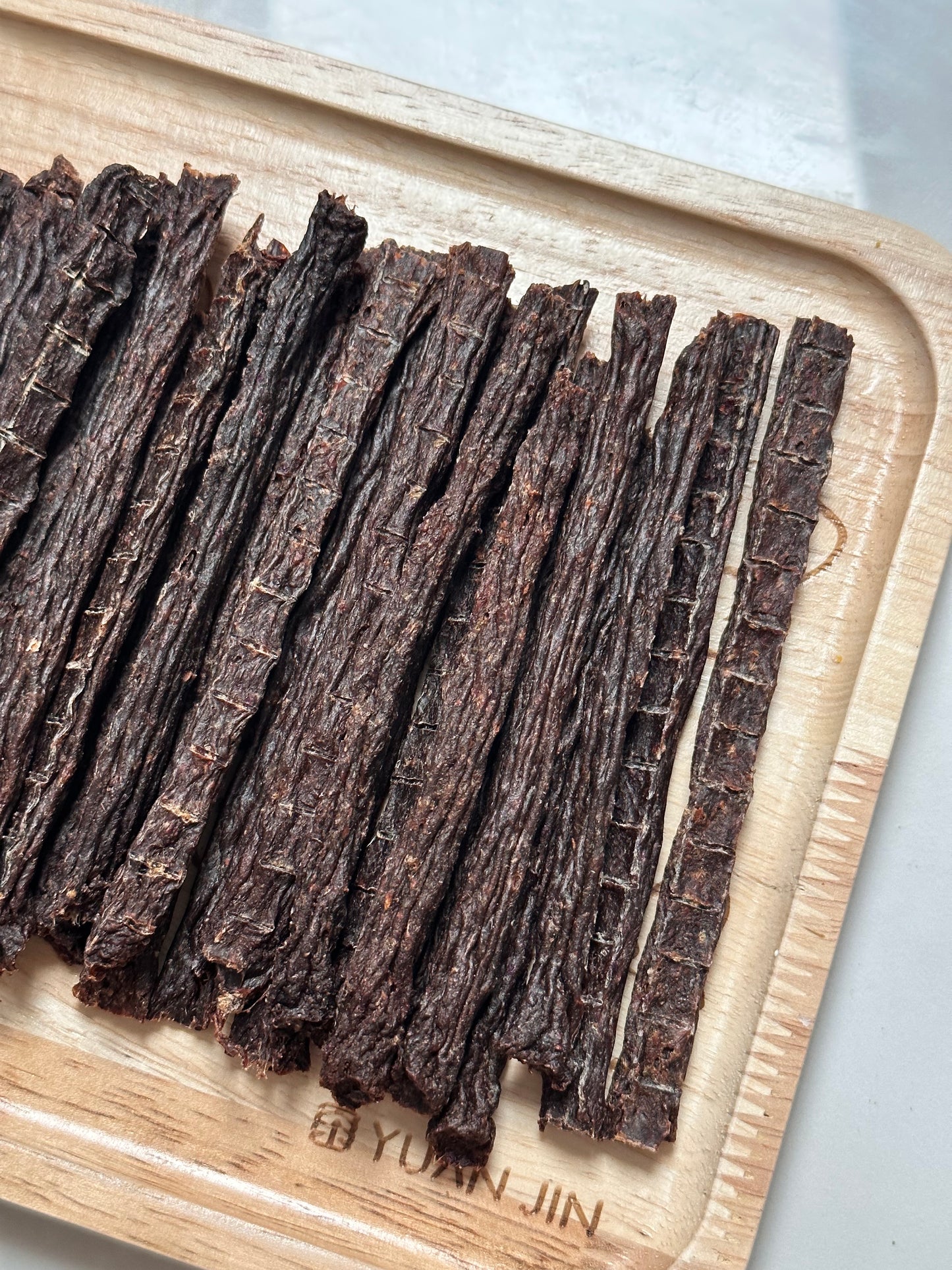 Duck and vegetable sticks 鸭肉果蔬棒