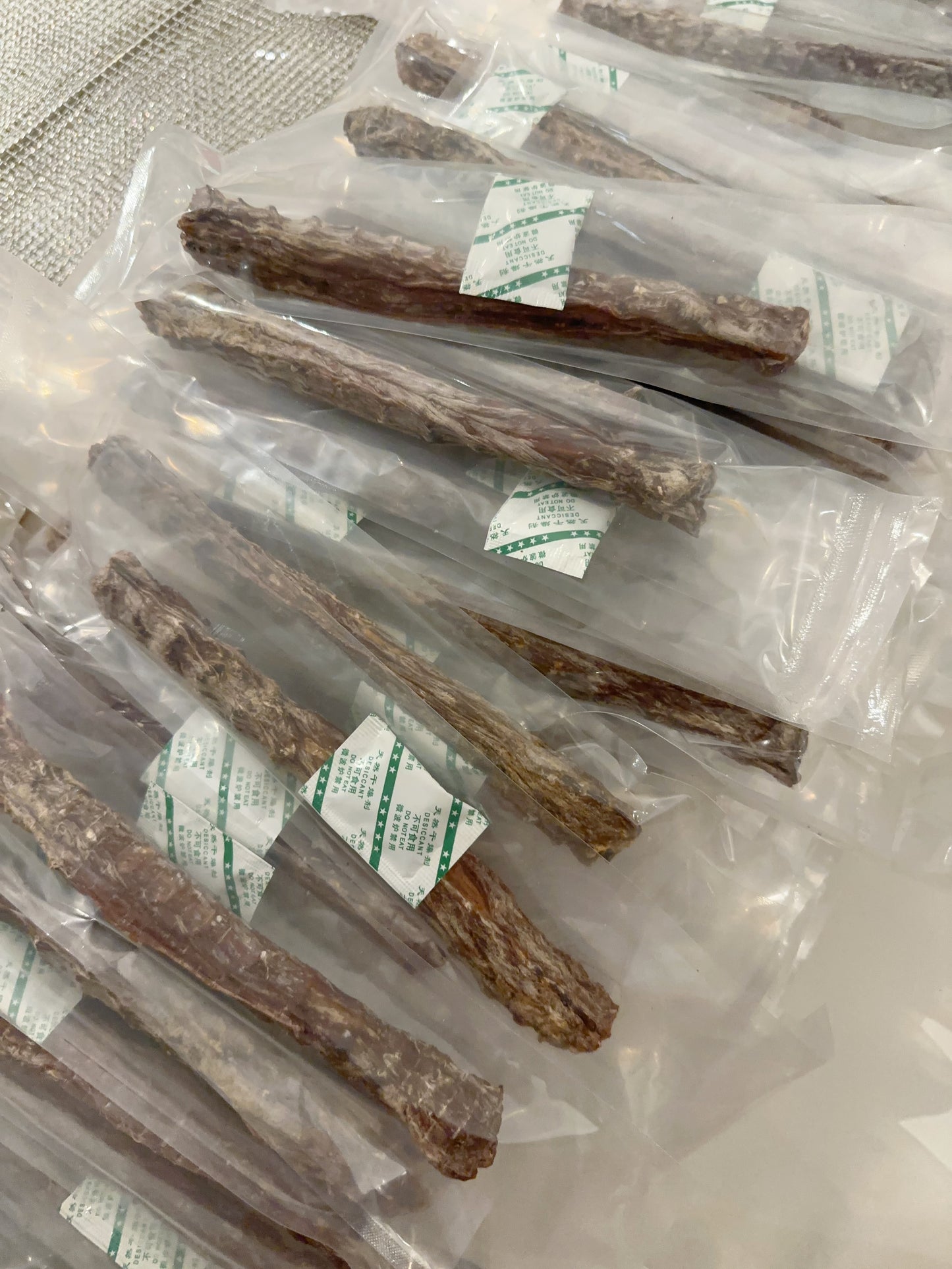 Drying duck neck 烘干大鸭脖