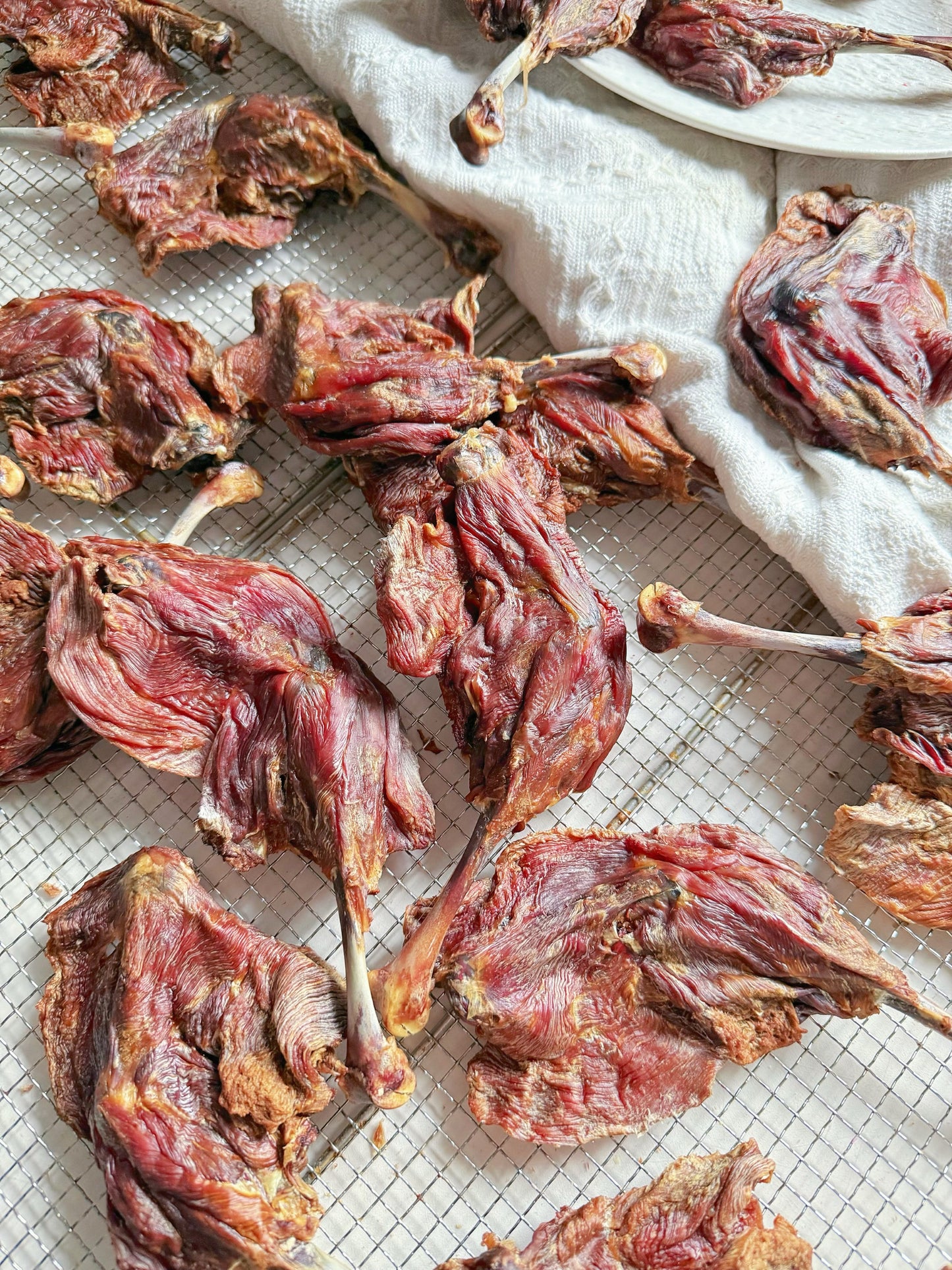 Drying duck legs 烘干大鸭腿