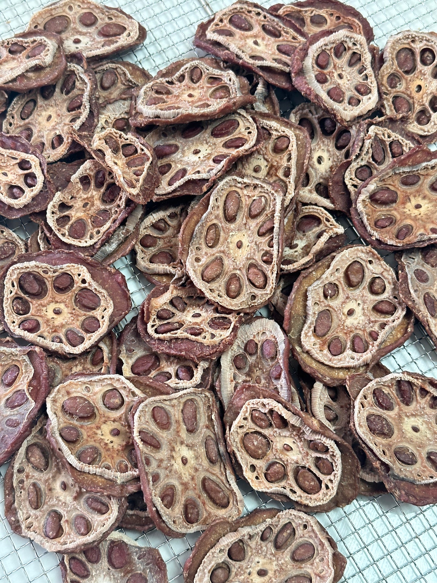 Duck wrapped lotus root 鸭肉绕莲藕片