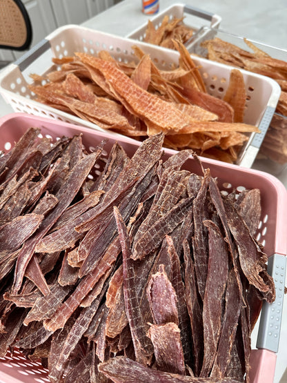 Dried duck cut 原切鸭肉干